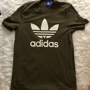 Adidas T-shirt